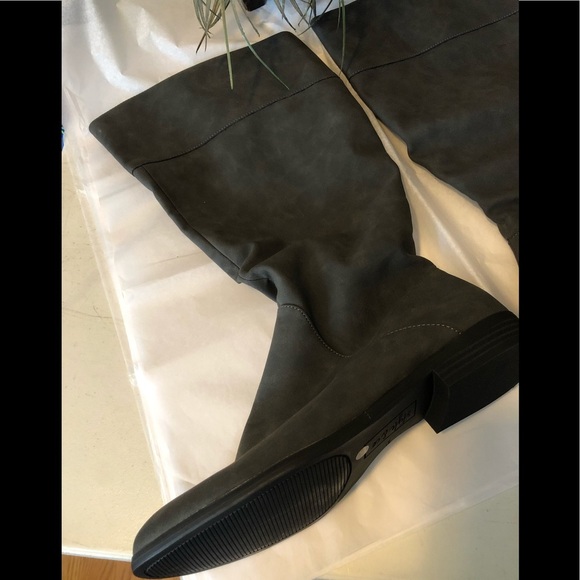 Style & Co Charcoal Gray Sued Block Heel Wide Calf Boots - Picture 3 of 8